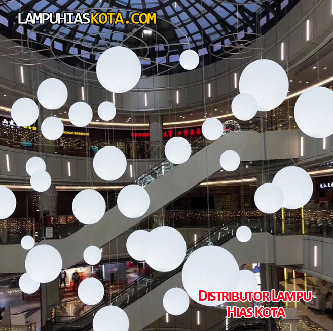 Pengaplikasian lampu hias bola untuk mall